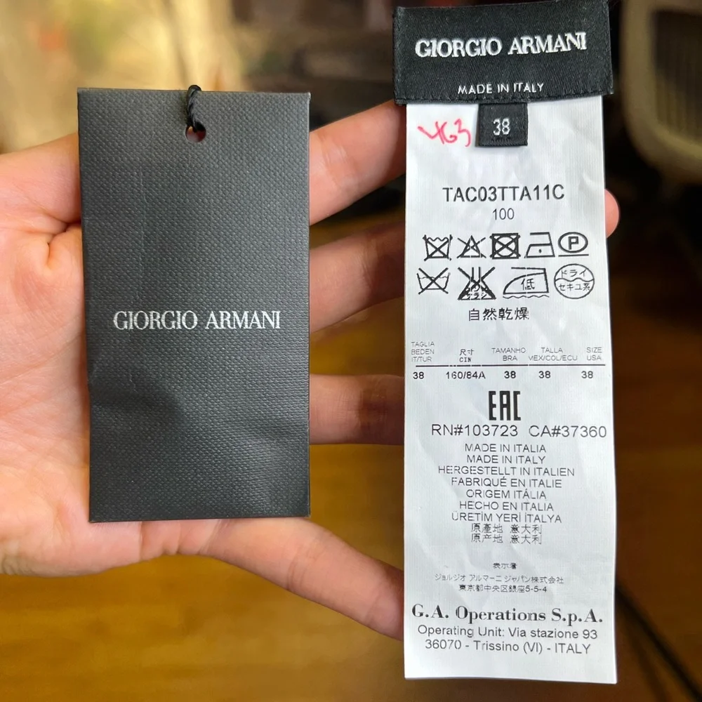 Genuine Giorgio Armani runway couture 100% silk reversible white top - Picture 11 of 15